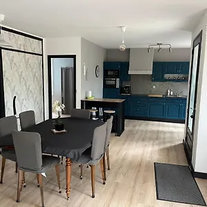 Hébergement de vacances La Maison Dans Les Bois, Crayssac